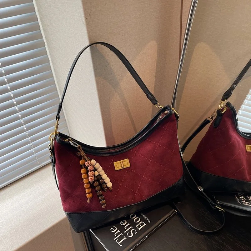 

Classic Women's Crossbody Bag In Genuine Leather - Famous Designer Shoulder Bag Elegant Luxury Brand