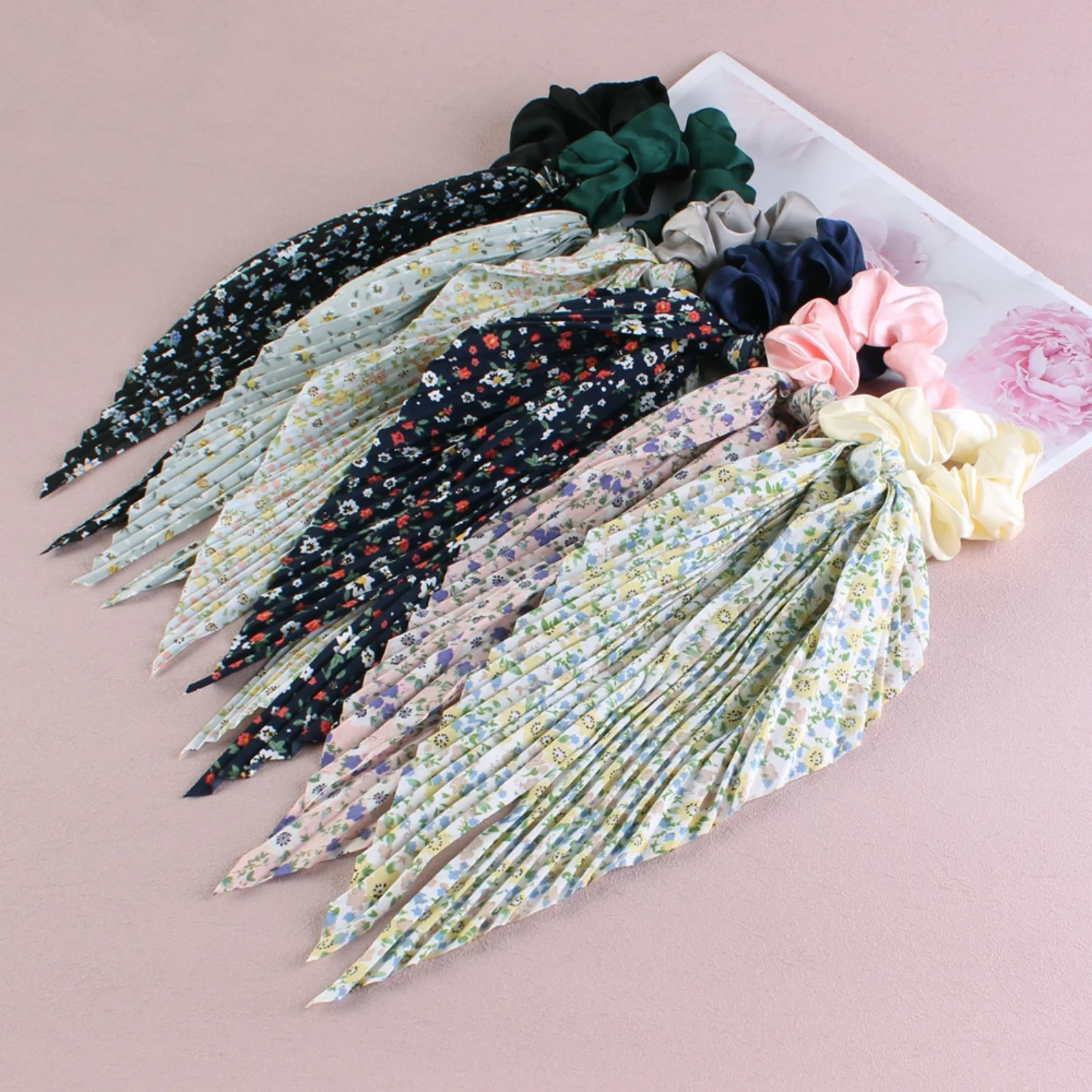 Juego de coleteros para el pelo con bufanda floral, lazos para el pelo con cinta vintage, accesorios elegantes para el cabello para mujer, 1 ud.