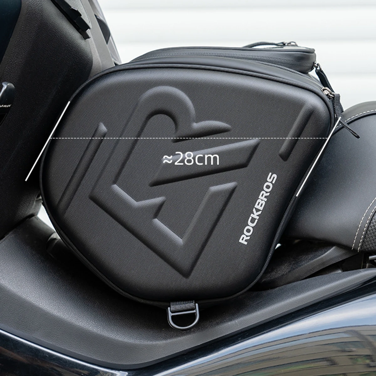 Waterproof motorcycle pedal tunnel bag Tank bag For Yamaha XMAX 125 250 300 400 NMAX 125 155 160 TMAX 500 560 EVA hardshell bag image 4