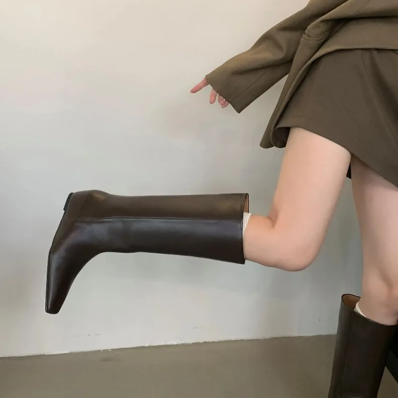

Women Knee High Boots Fashion Square Head Slouch Boots Exquisite Soft Leather Flat Boots for Woman Height Increasing Insoles 5CM