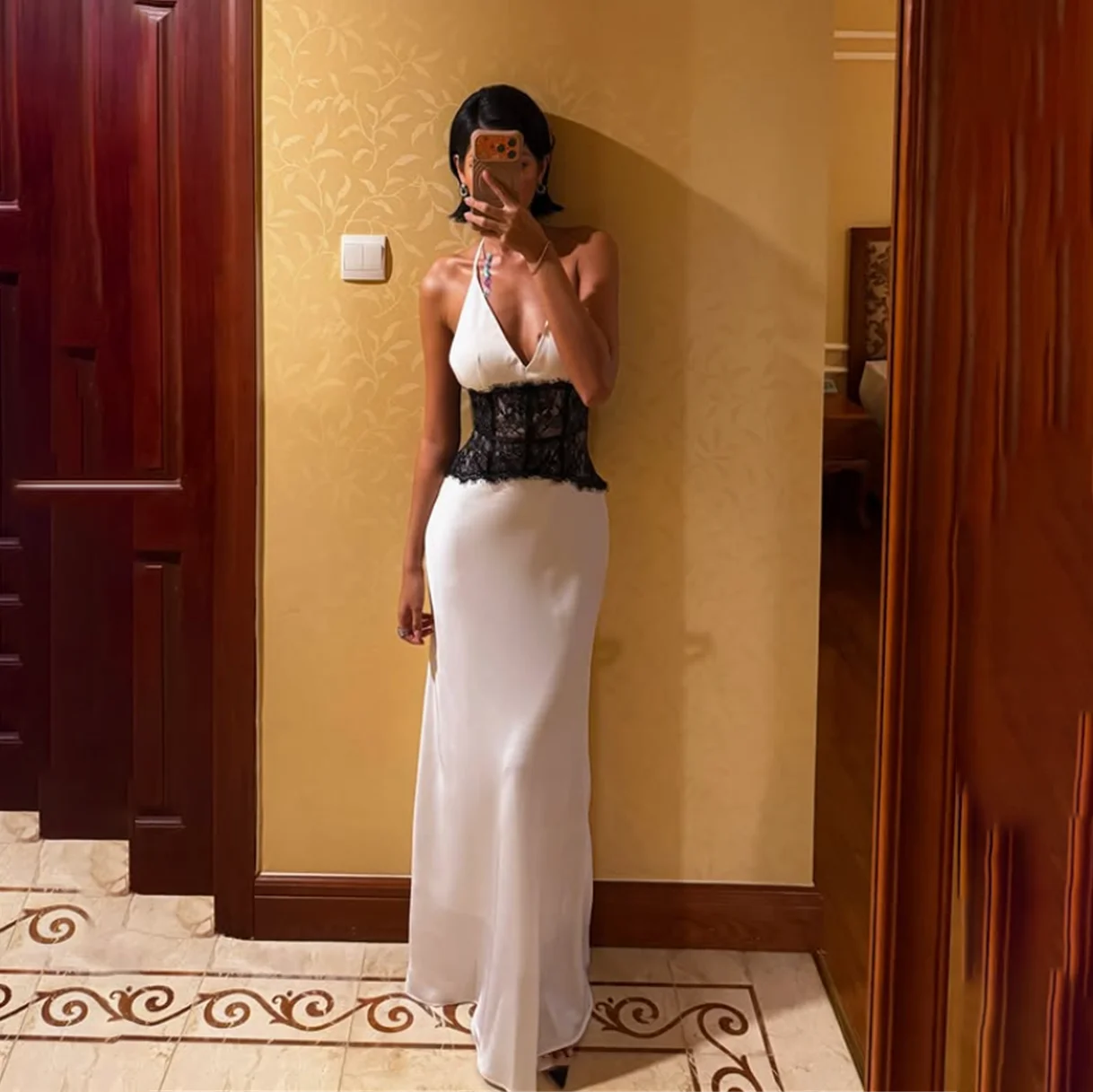 

Women's Formal Evening Gowns Lace V Neck Spaghetti Strap Backless Straight Evening Dresses Elegant Formal Party Gowns for Women
