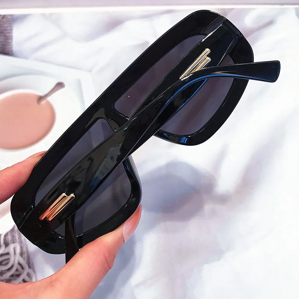 Vintage One-Piece Quadratische Sonnenbrille für Damen Neue Mode Schwarze Verlaufsgläser Übergroße Sonnenbrille für Herren Retro Gestreifte Fahrbrille – Detail 4