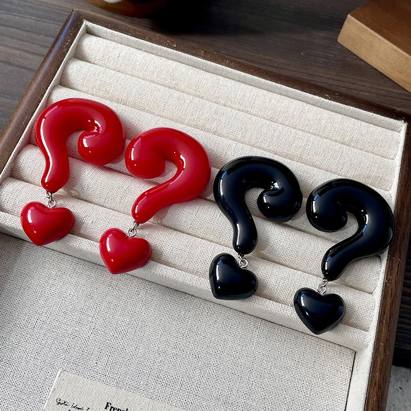 New exaggerated encore red question mark Hong Kong style personality stylish temperament advanced sense black earrings