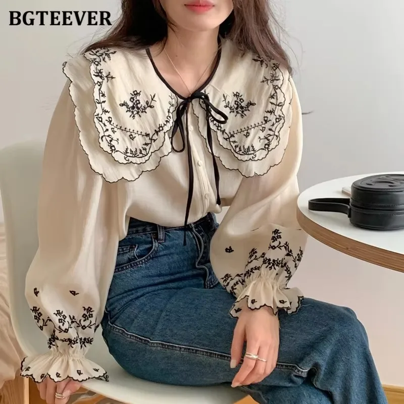 

BGTEEVER Fashion Ruffled Collar Embroidery Printed Female Shirts Tops Spring Long Sleeve Single-breasted Women