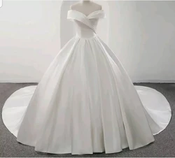 Simple Boho A-Line Wedding Dresses V-neck Sleeveless Floor Length Lace Up Back Chapel Train Bridal Gown