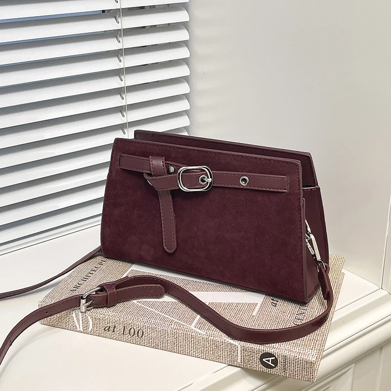 

PU Zipper Belt Buckle New Satchels Solid Color Large Capacity 2025 Fashion Bags for Women Temperament Versatile Shoulder Bags