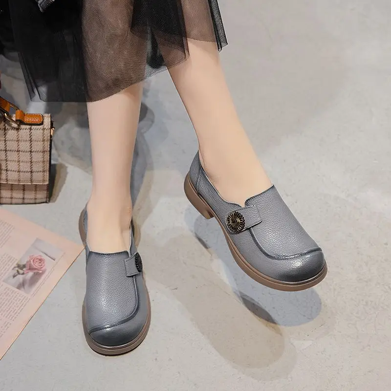 

retro luxury moccains mom geunine leather loafers shoes ladies low heels driving flats woman oxford office dress shoes