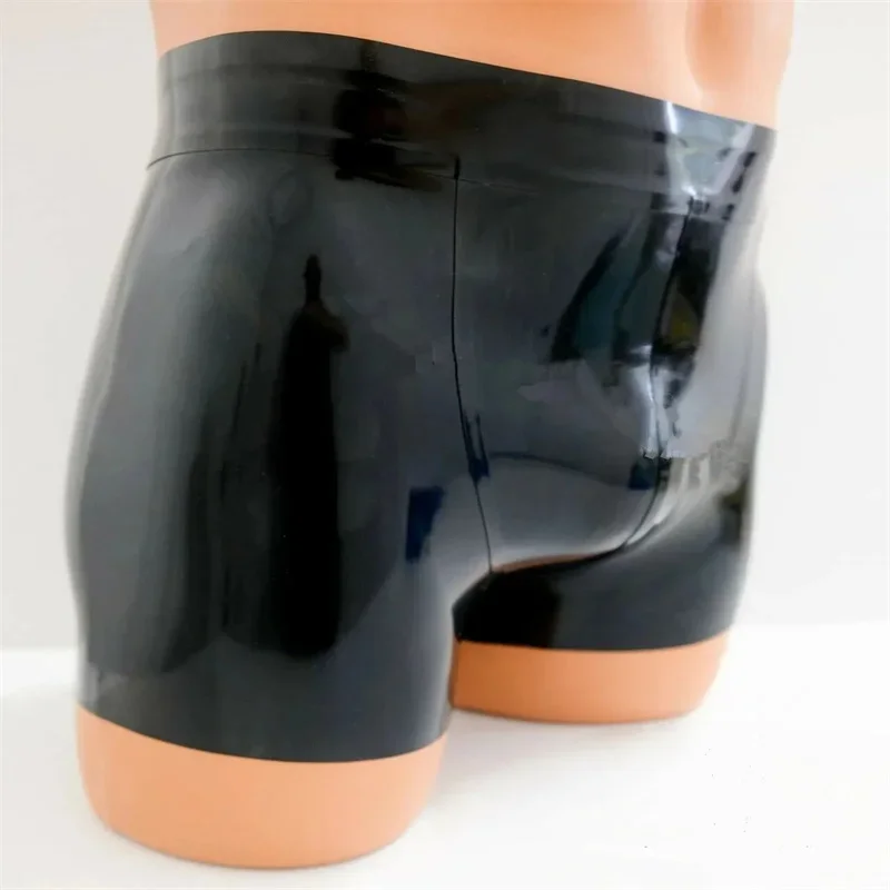 Natürliche Latex Männer enge Latex Shorts Latex Unterwäsche kurze Hosen