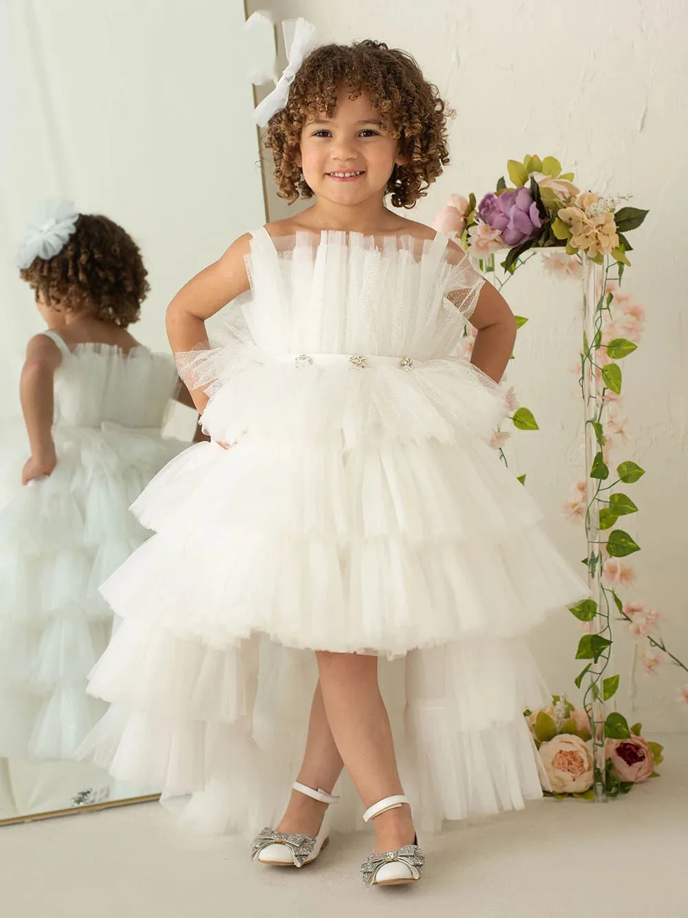 

White Layered Tulle Puffy Flower Girl Dress For Wedding Sleeveless Diamonds Cute Child First Eucharistic Birthday Party Dresses