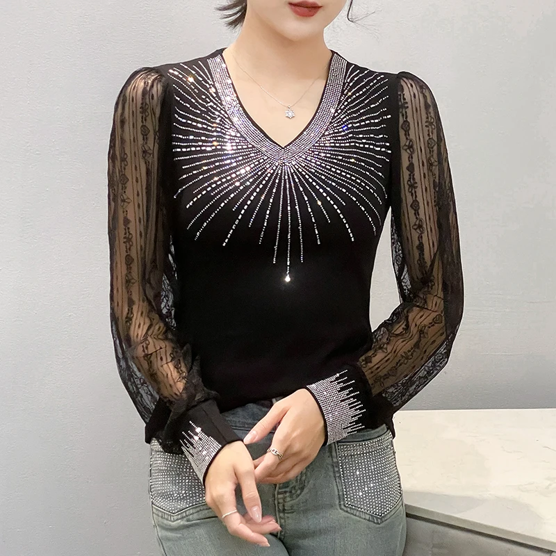 

Новая летняя элегантная черная универсальная женская футболка с V-образным вырезом, кружевными вставками и длинными рукавами, облегающая, с эффектом Hotfix