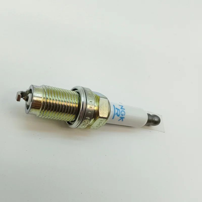 4 個オリジナル NGK PZFR6R 5758 真新しいレーザーデュアルプラチナ