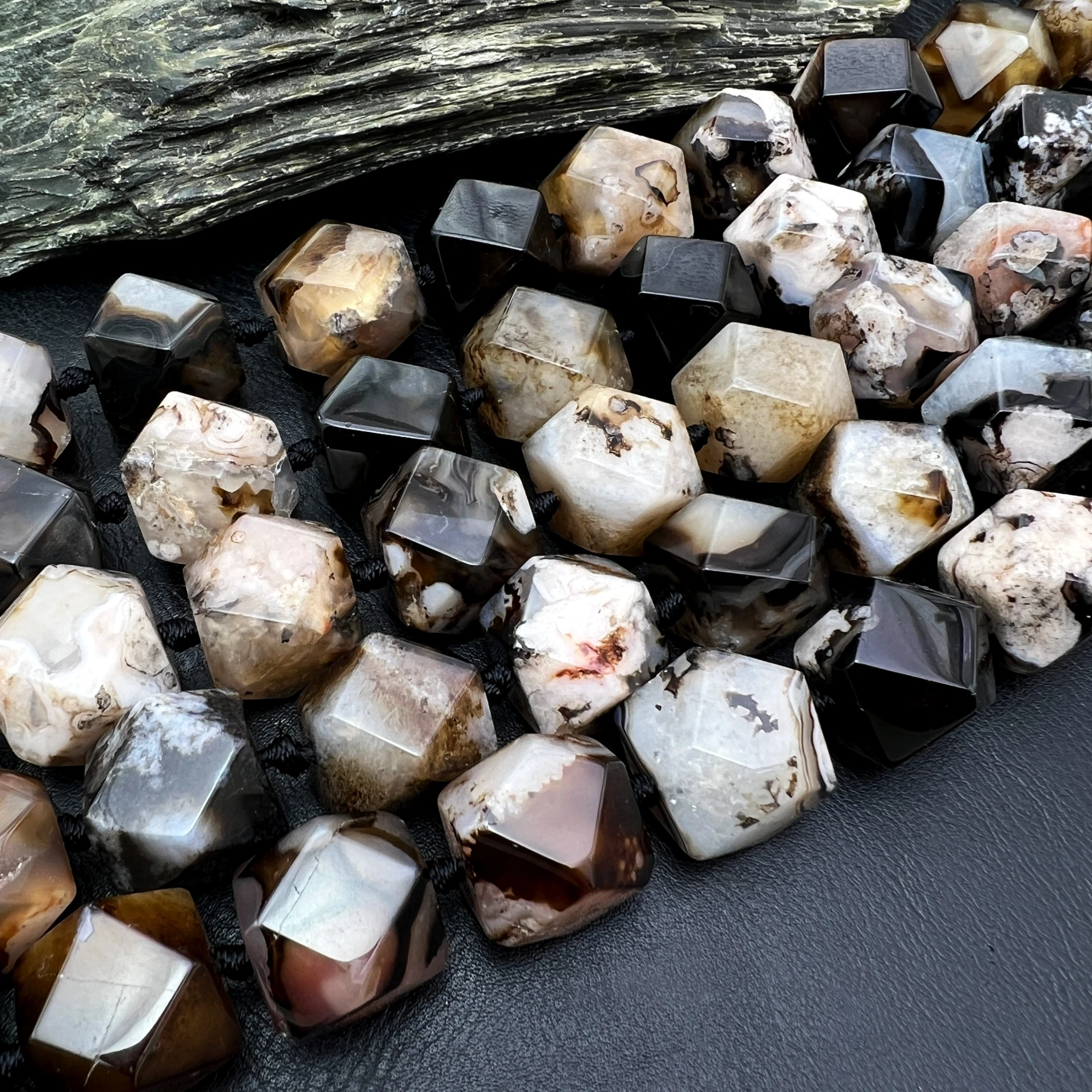 Approx 18MM Large BlackSakura Quartz Blossom Cherry Agates Cutting Nugget Beads For DIY Jewelry Making MY220712