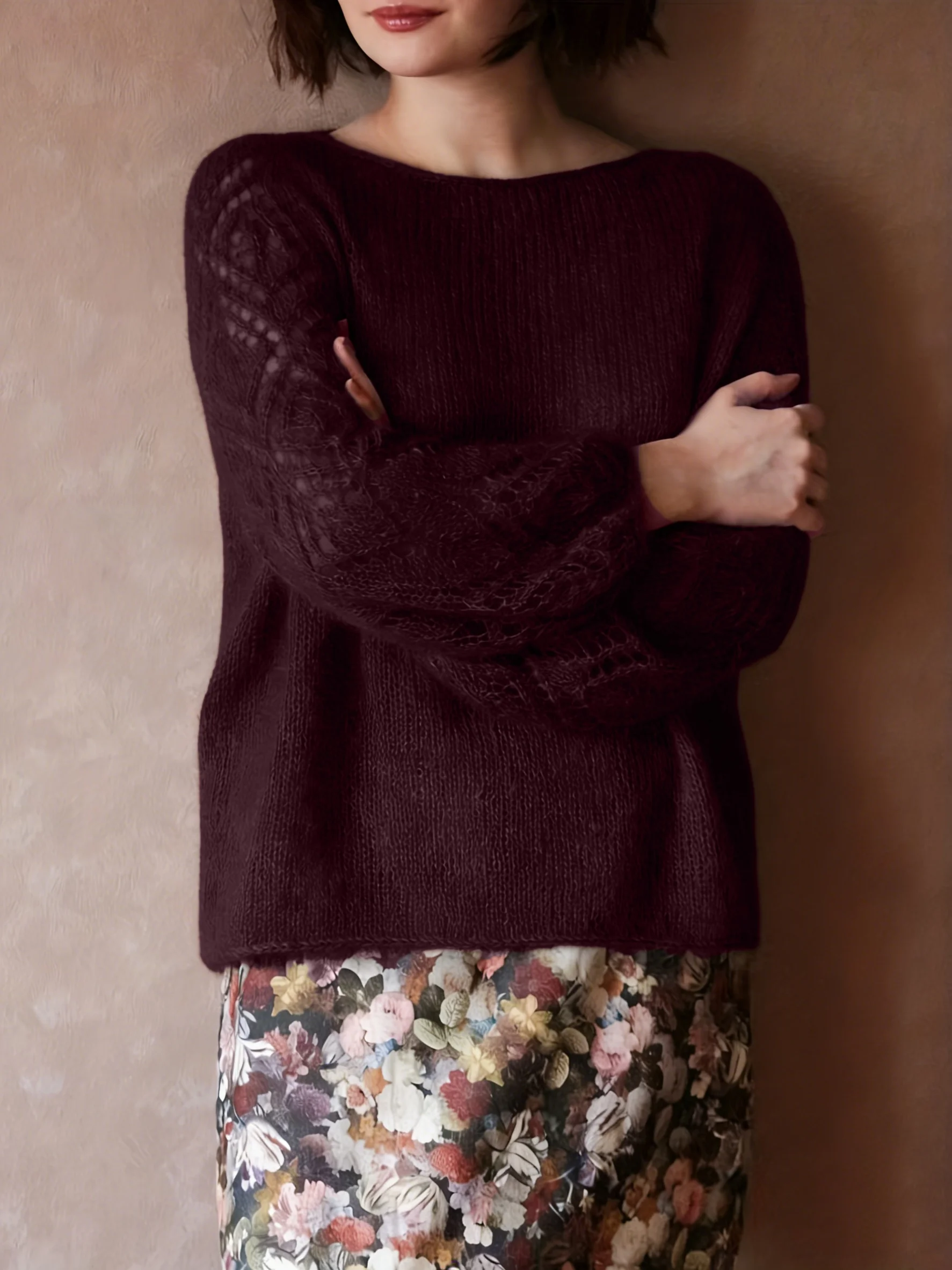 

Women's fashionable burgundy hollowed out long sleeved round neck knitted pullover, elegant and gentle, spring and summer