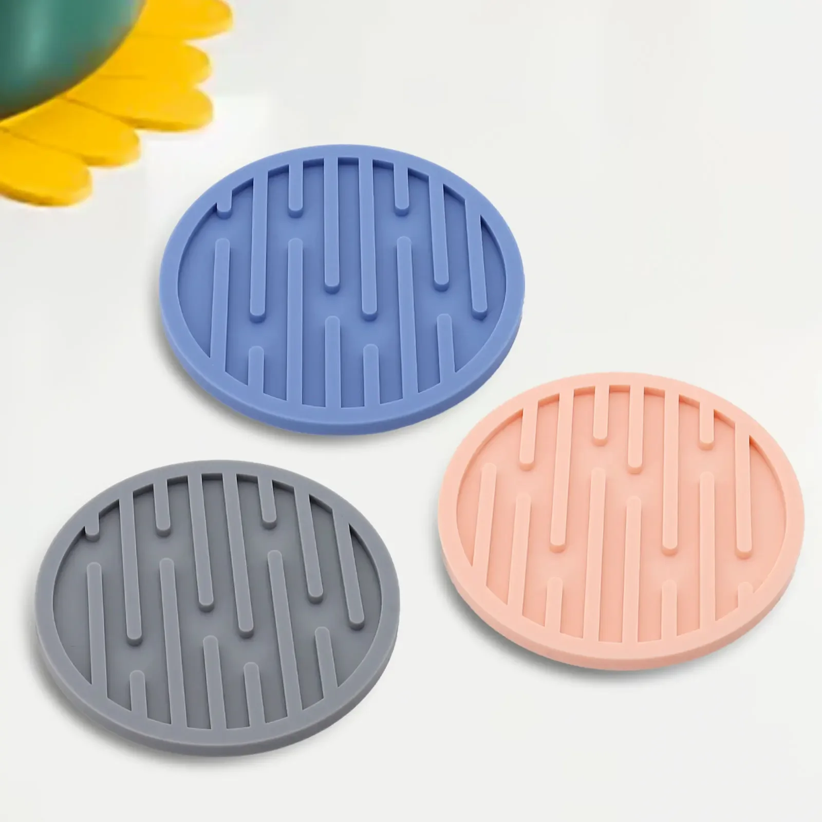 Coasters Tea Cup Mat Table Pad Round Silicone Heat Resistant Drink Coffee Mug Coasters Table Decoration Accessories Kitchen Tool