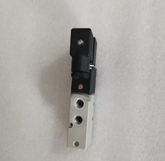 Solenoid Valve 358-015-02 Two Position Five Way Reversing Valve 358-015-02-G77