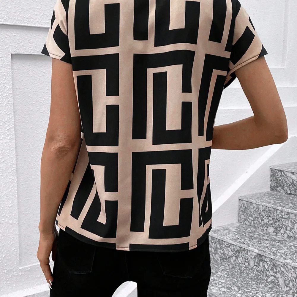 Elegant Womens V Neck T Shirt Solid Color Graphic Printed Drop Shoulder Loose Tee Casual Simple Streetwear Summer Pullover