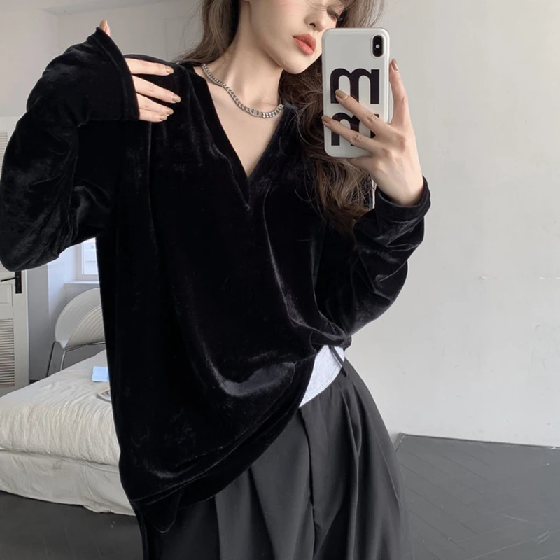 الذهبي المخملية الخامس الرقبة الأسود خمر تي شيرت ربيع الخريف جديد طويل الأكمام فضفاضة الشارع بلايز عادية موضة ملابس حريمي أنيقة