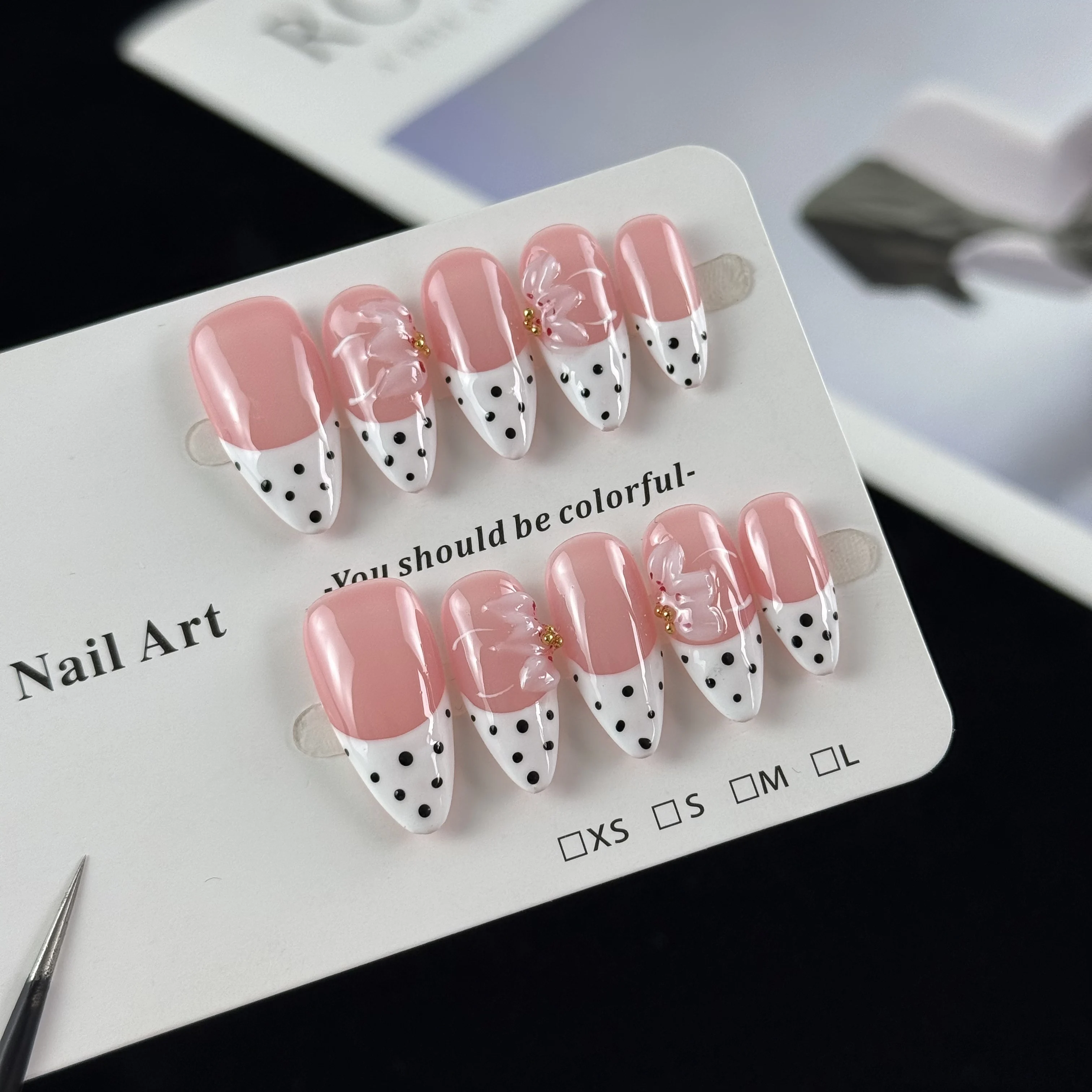 10pcs high-end Pure and alluring style, hand-painted polka dots, three-dimensional engraved pattern, tiny glittering golden bead