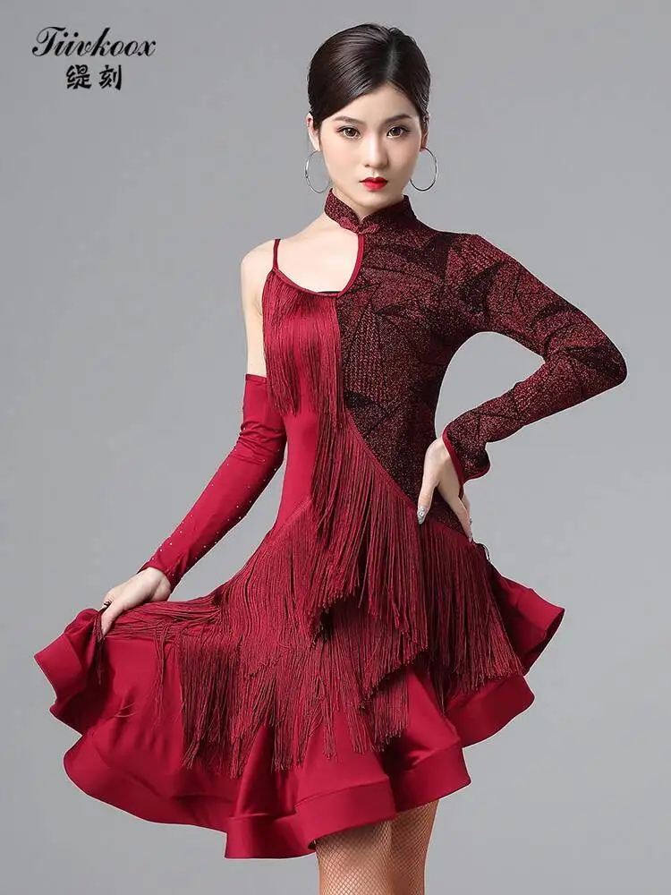 Costume da ballo latino Costume da spettacolo Nuovo modello Ballo da sala Gruppo femminile Concorso professionale Abito da ballo sexy con frange