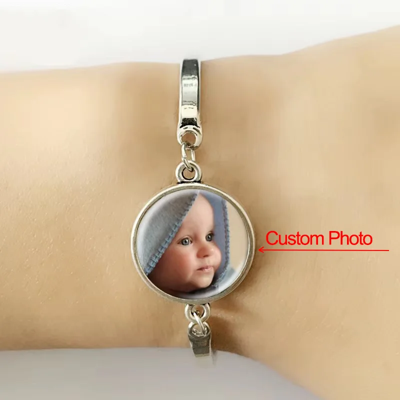 

Personalized Custom Bracelet Pet Dog Cat Mom Dad Daugther Son Photo Glass Charm Bracelets Bangles Family Gifts