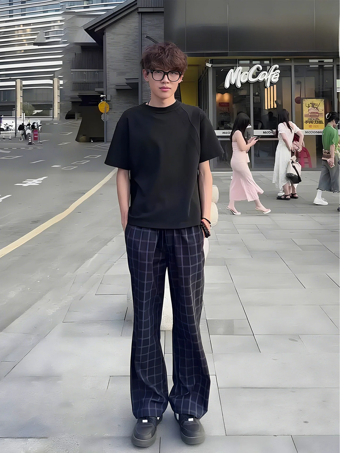 

Мужские повседневные брюки в клетку, тонкие летние, в американском стиле, прямые, слегка расклешенные, удлиняющие ноги, для отдыха и спорта