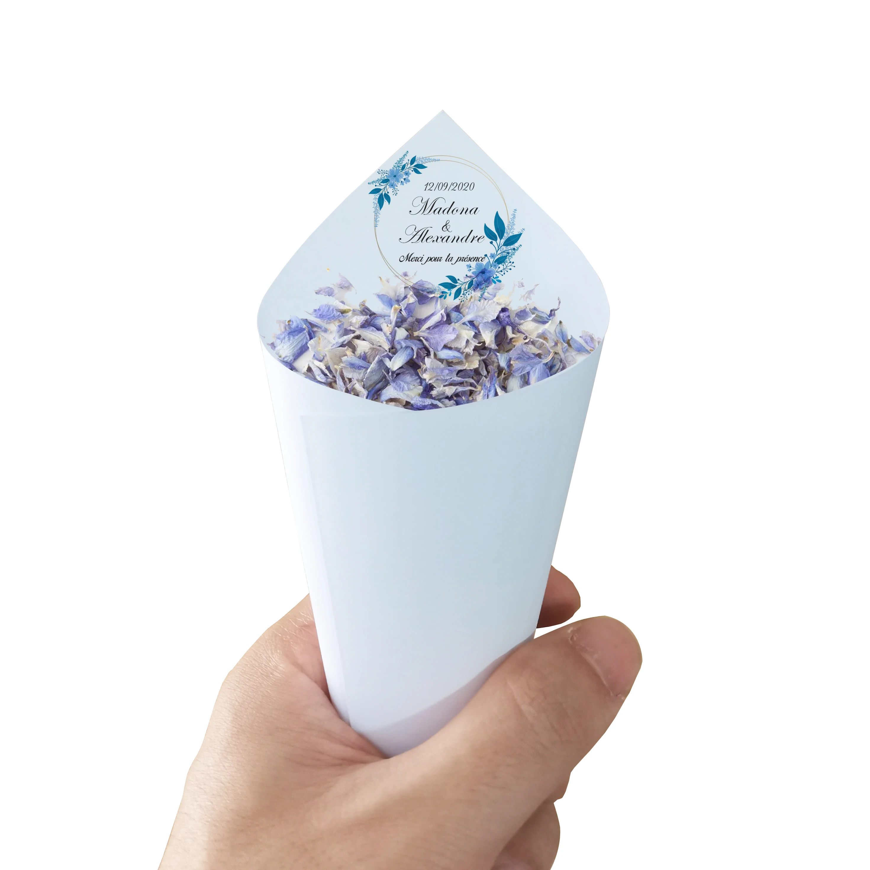 30Pcs Customized celebration Wedding Cones Customize Text Confetti Toss Cones for Bridal Shower Party Favors Personalized Decor