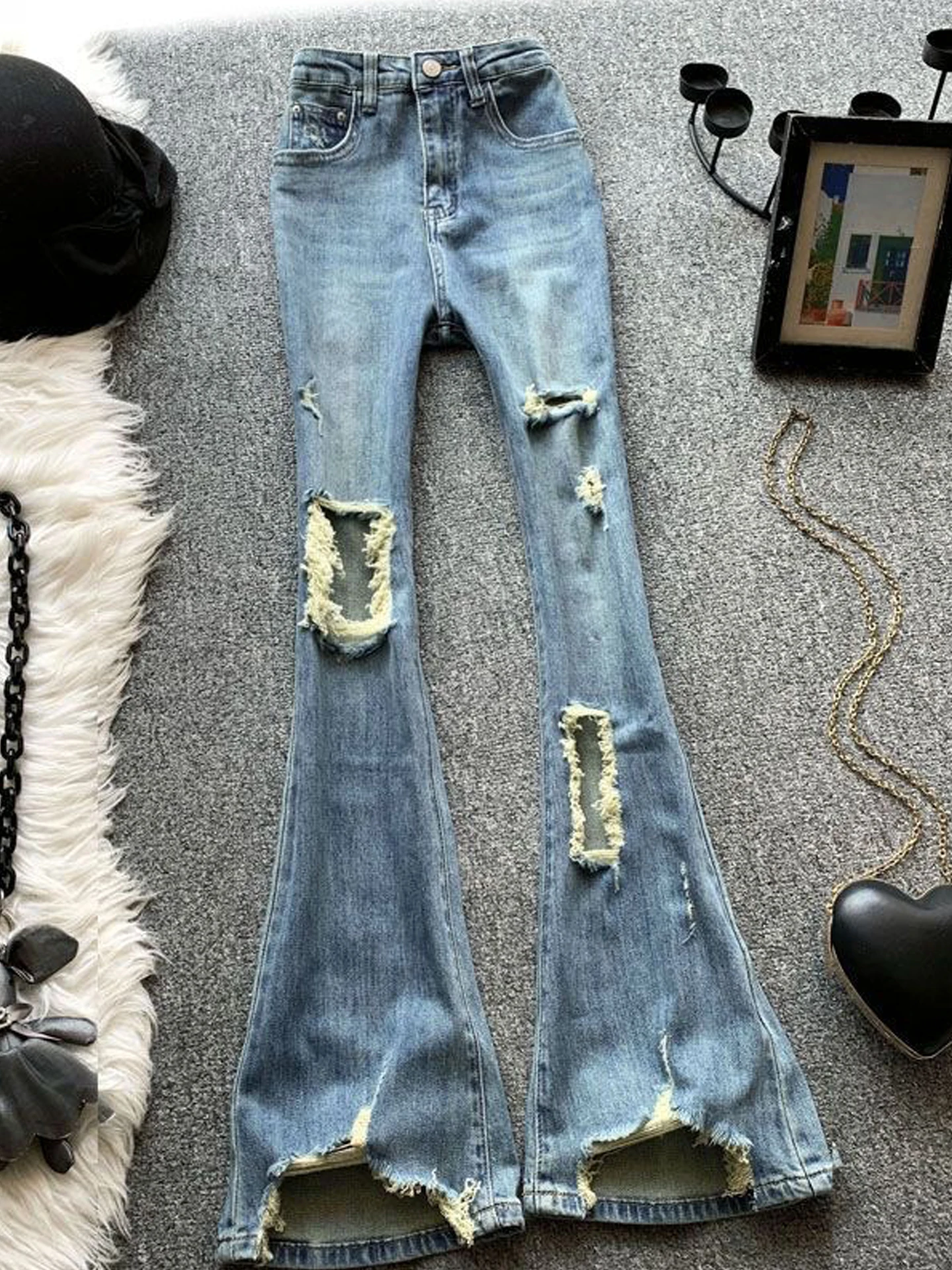 

American Style High Waist Bell Bottom Jeans Women's Summer New Design Ripped Slim Straight Denim Pants with Frayed Edges