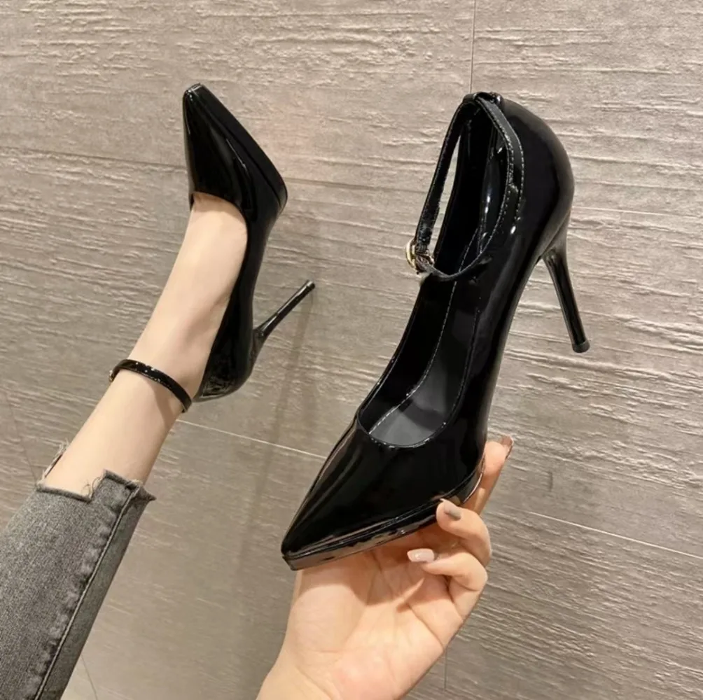 Black 8cm