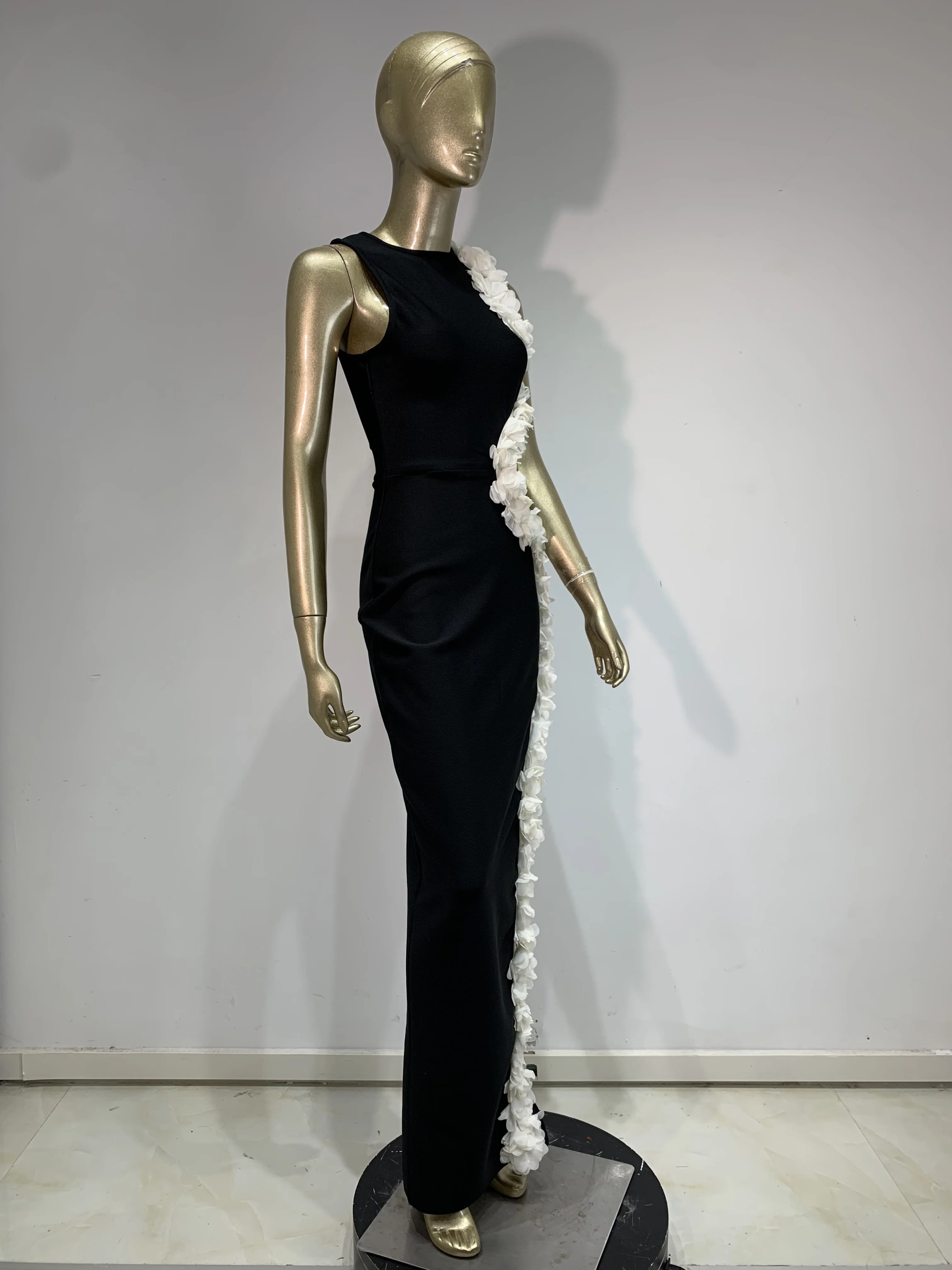 Women Luxury Designer Bandage Dress Black Cut Out White Appliques Maxi Long Bodycon Celebrity Evening Party Runway Dresses