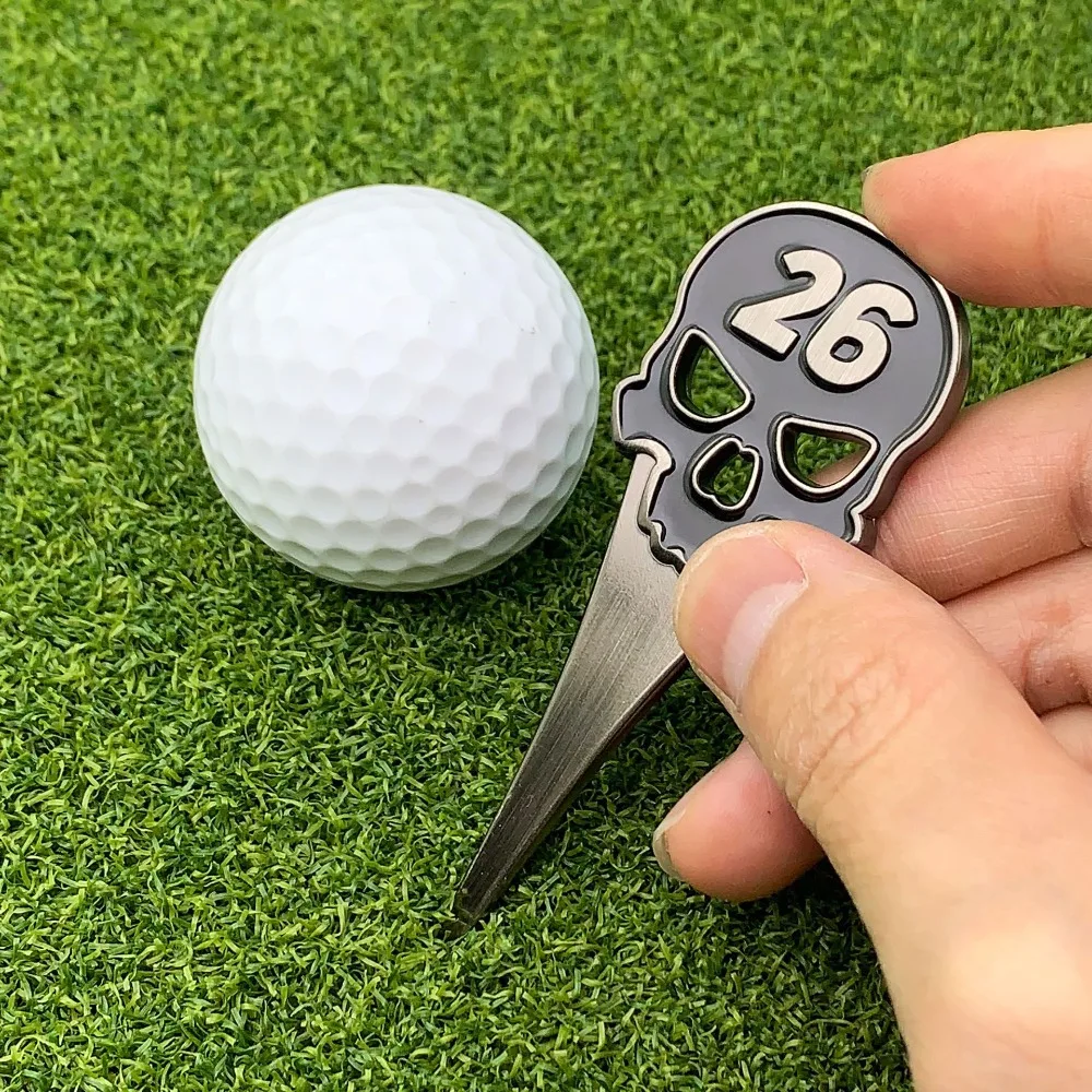 Golf Metal Christmas Double-Sided Skull Green Fork Magnetic Ball Position Mark Gift Box Multifunctional Accessories Set view 4