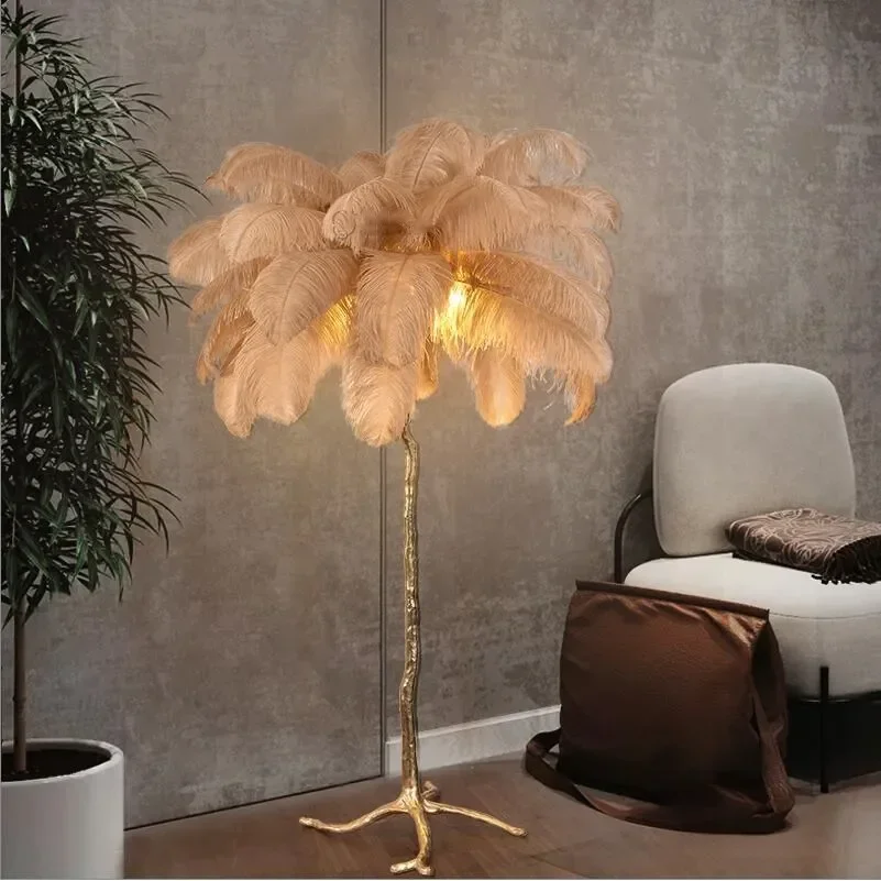 

Modern Luxury Ostrich Feather Floor Lamp Gold Resin Corner Light Art Deco Standing Lamps for Living Room Decor Bedroom Lighting