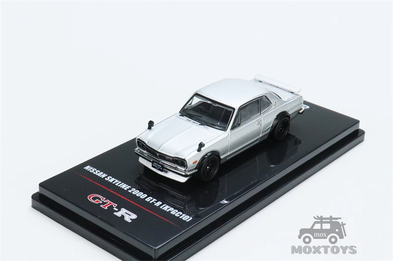 INNO 1:64 NISSAN SKYLINE 2000 GT-R (KPGC10) Silver Diecast Model Car