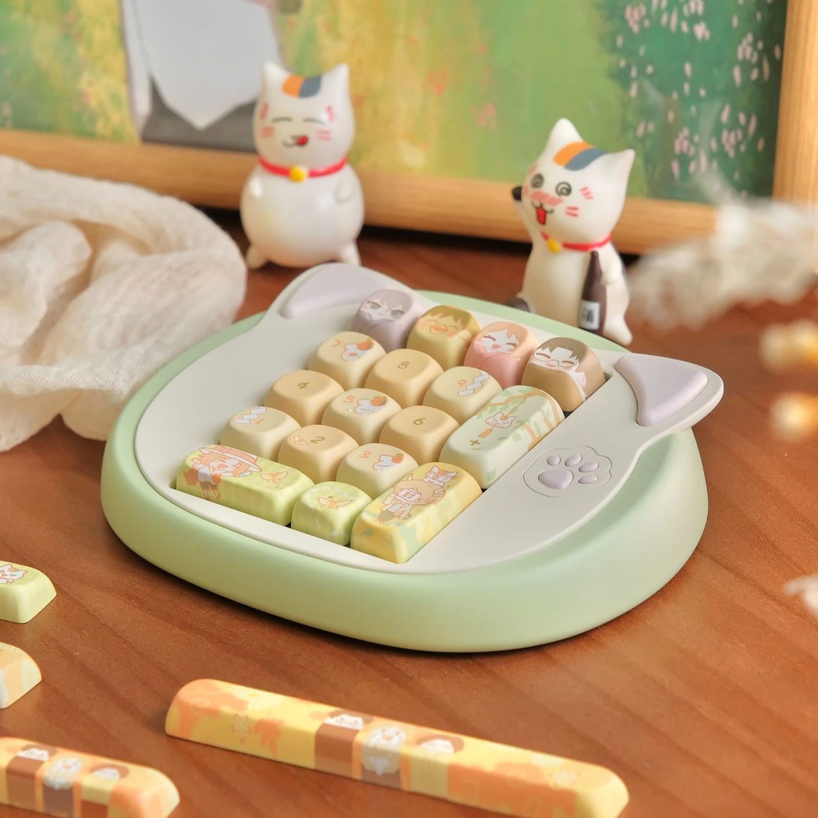 مجموعة لوحة مفاتيح صغيرة لطيفة على شكل رأس قطة ثلاثية الأوضاع من الألومنيوم مجموعة لوحة مفاتيح رقمية مخصصة لملحقات لوحة مفاتيح الألعاب المكتبية عبر Json