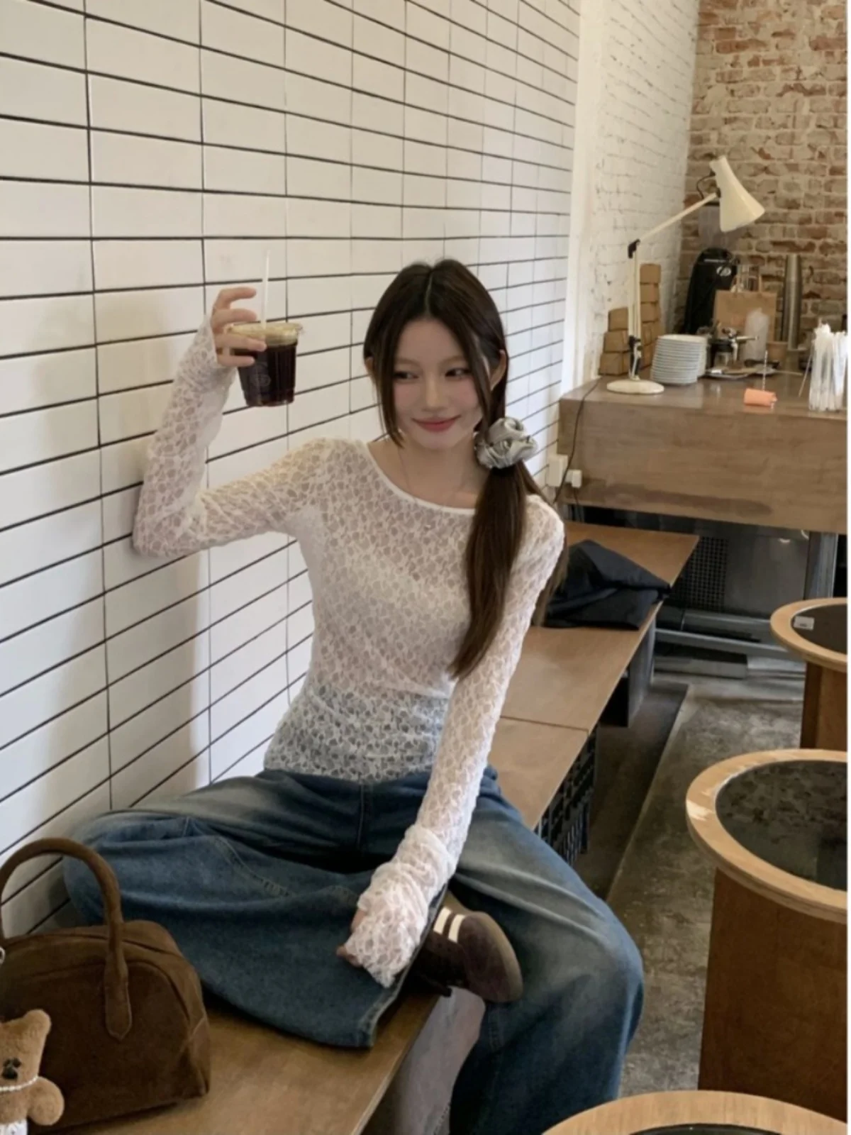 Ele blanc Long Sve dentelle irt femmes coupe ajustée été nouveau Sle évider conception mignon rond Ne Polyester fibre T-shirt