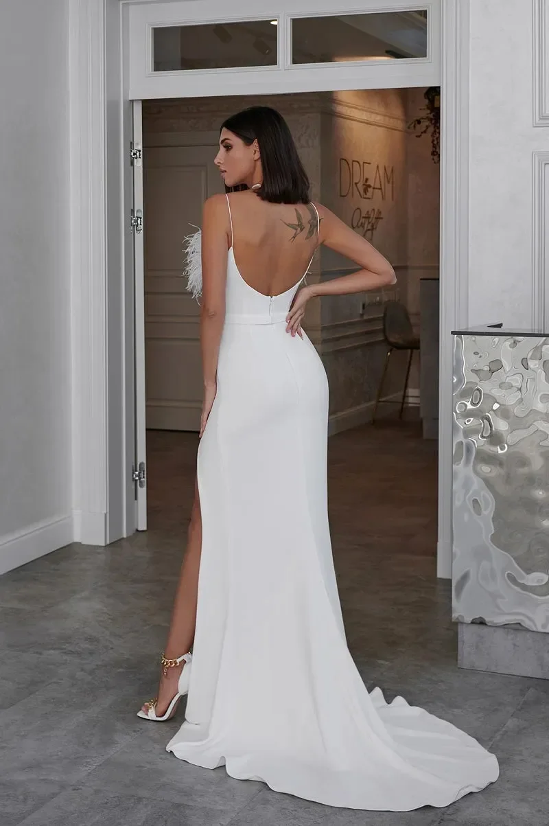 Sexy Zeemeermin Trouwjurk Backless Italiaanse Schouderband Met Handen En Veren Plus Size Strand Auditorium Bruidsjurk Nieuw