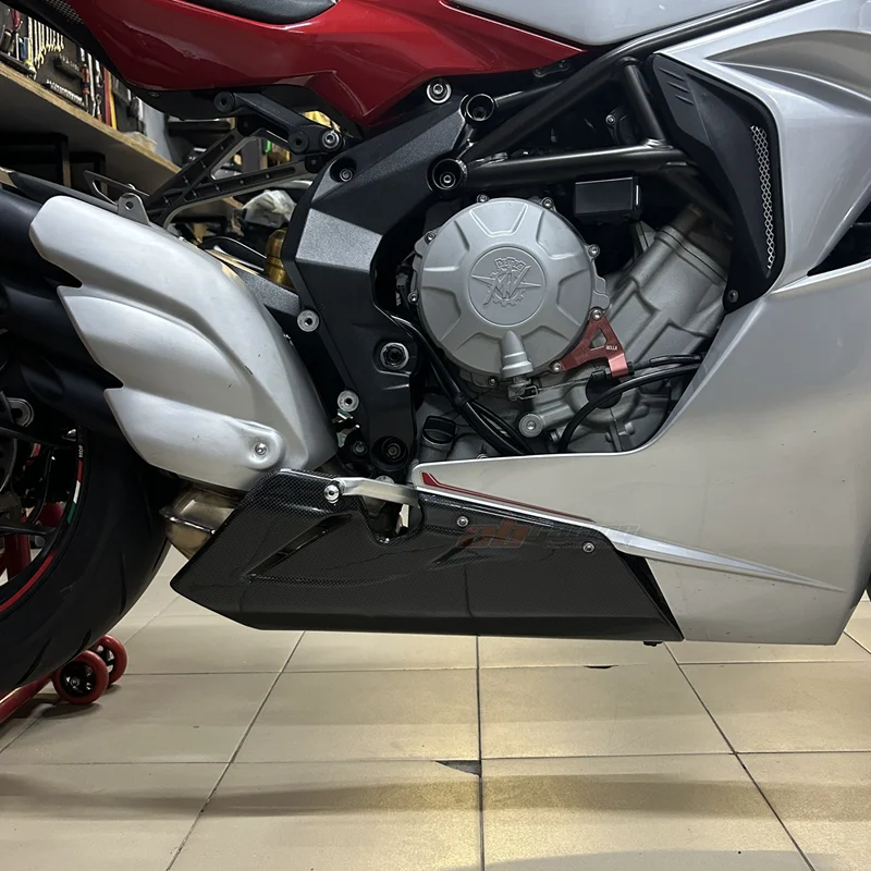 Underbody Big Plate Fairing Side Cover Belly Pan Fairing For MV Agusta F3 675 2012+ Full Carbon Fiber 100%