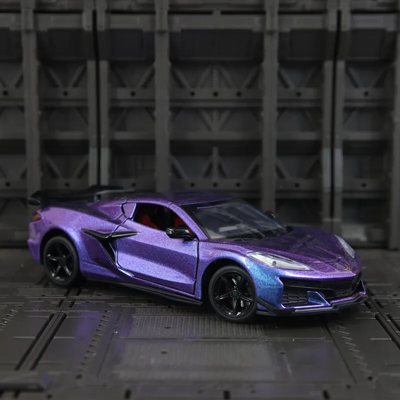 

1:24 Z06 Sports Car Simulation Model Alloy Diecast Toy Metal Vehicles Car Model Collectible Gifts