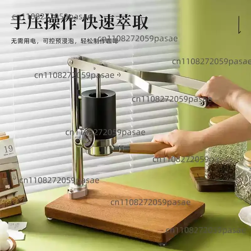 Retro-style Manual Espresso Machine with A Sleek Design, High-pressure Extraction for Rich Crema, and A One-piece Plunger