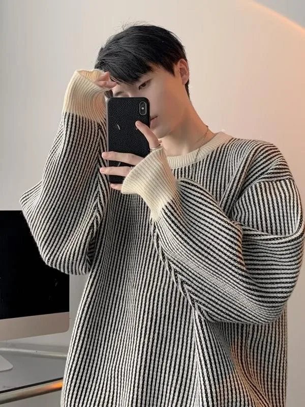 Men's Stripe Knit Sweater Loose Fit round Neck Inner Wear Casual Style Vintage Loose Knitted Shirt for Autumn Winter