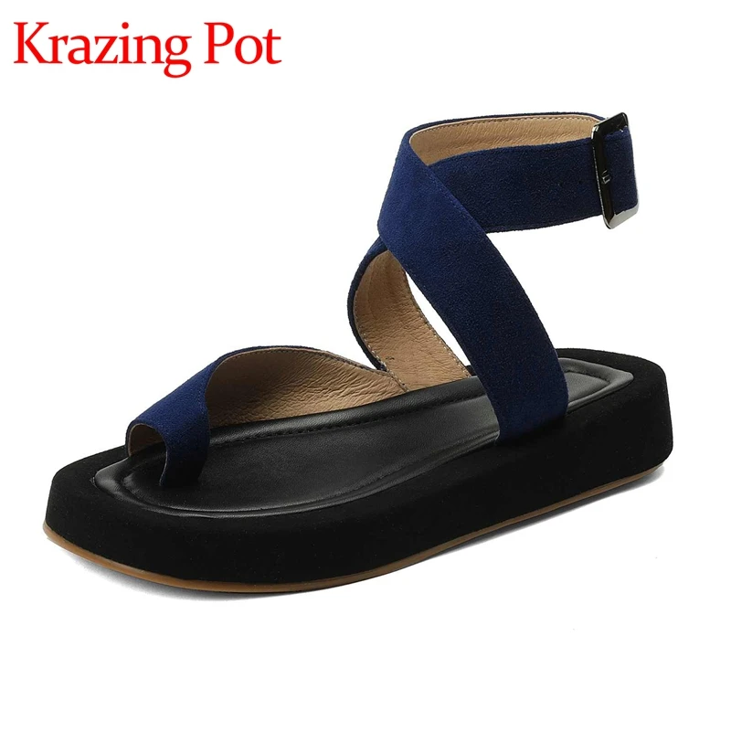 

Krazing Pot New Sheep Suede Thick Bottom Platform Retro Fashion Young Lady Daily Wear Buckle Strap Solid Cozy Women Sandals L9f1