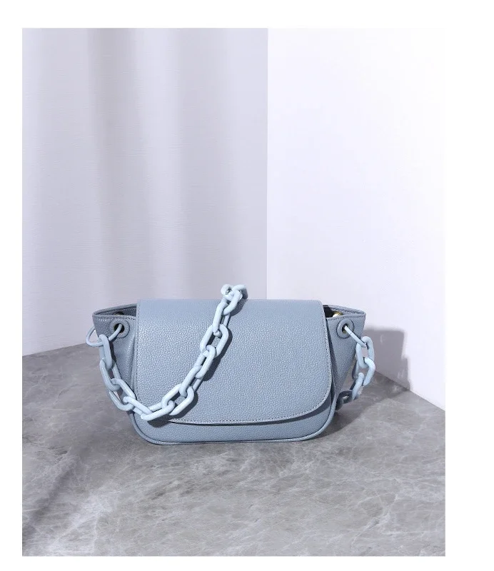 

Niche Design Small Shoulder Bag Lychee Pattern Cowhide Acrylic Chain Underarm Bag Versatile Simple Solid Color Messenger Bag