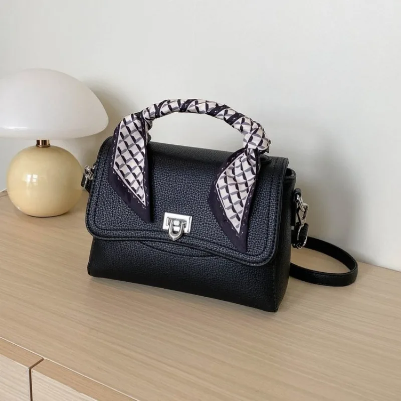 trendy-leather-diaper-bag-large-capacity-crossbody-purse-for-ladies-casual-simple-elegant-unique-business-commuter
