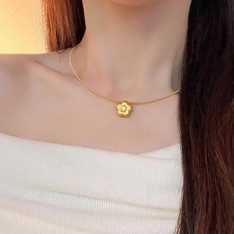 

Pure 24K Yellow Gold Pendant 999 Gold Zircon Flower Necklace Pendant