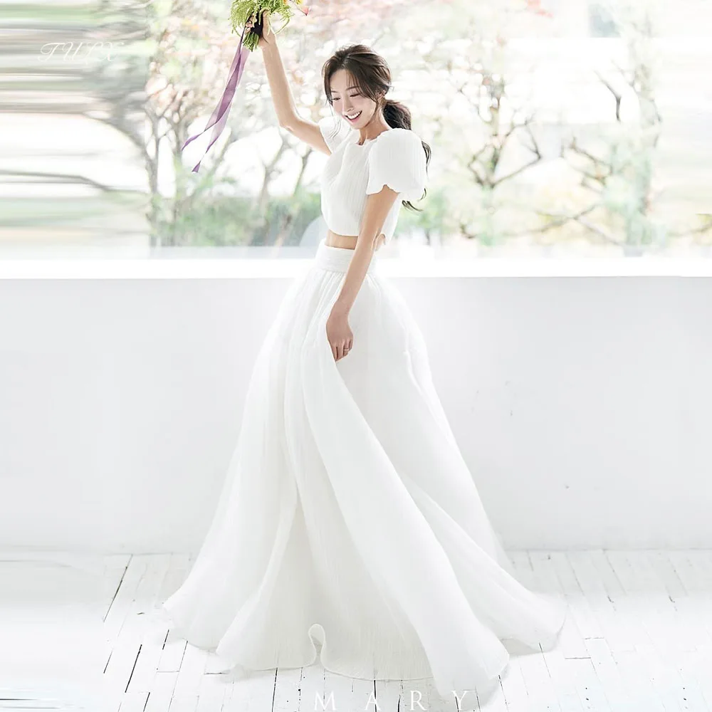

TULX Elegant 2Pcs Ivory Wedding Dress Korea Photo Shoot O Neck Puff Sleeves Long Bridal Gowns Corset Customized 웨딩드레스 2025
