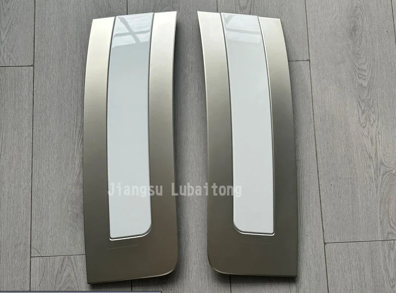 Suitable For 23 Range Rover Executive Silver White Shark Gill Door Trim Panel Body Trim Blade Side Trend