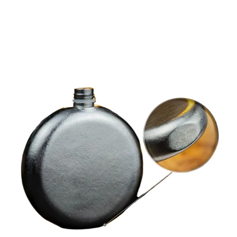 Pure titanium wine jug portable portable kettle Baijiu jug small wine jug wine set outdoor round flat