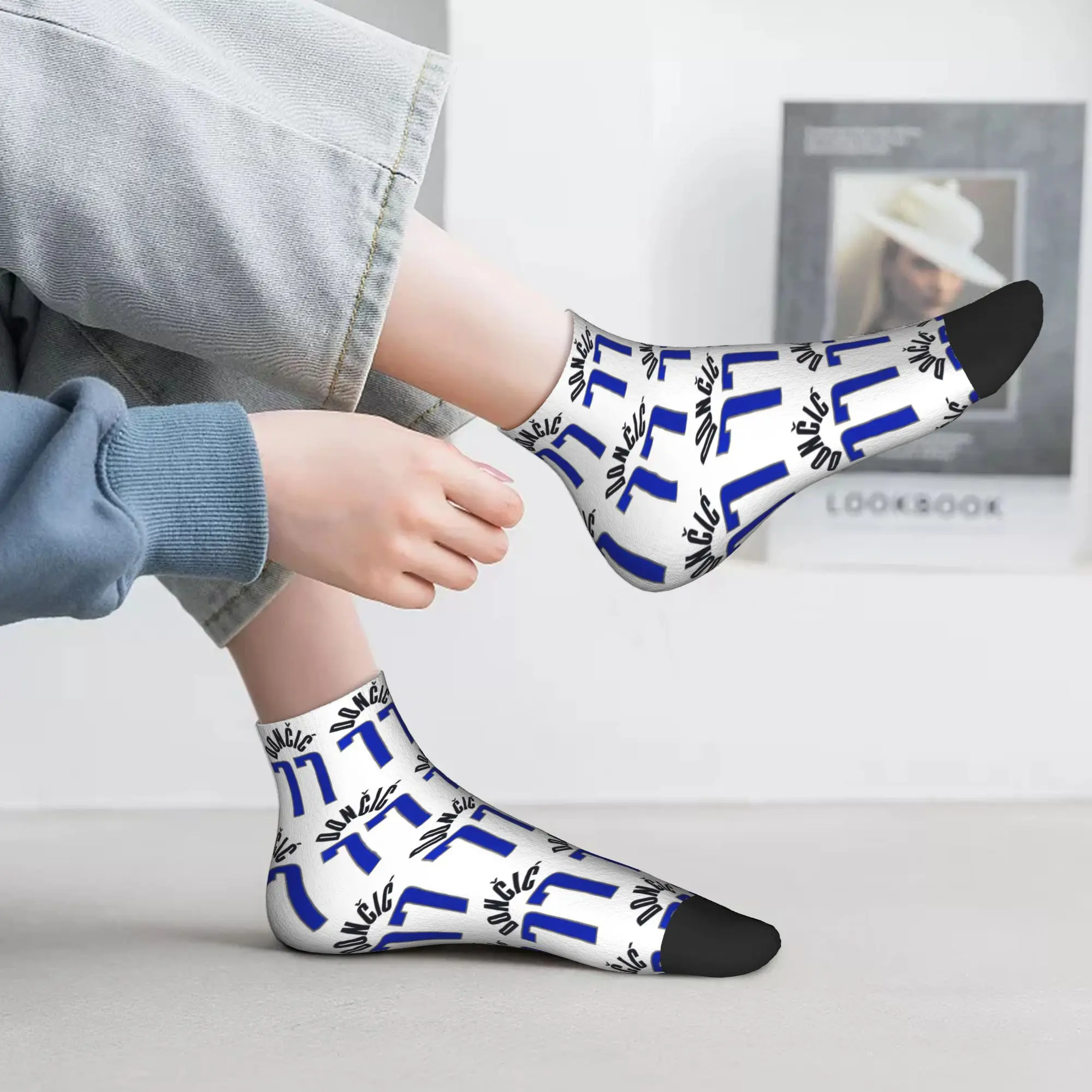 

All Seasons Luka Doncic Socks Harajuku Super Soft Crew Socks Casual Stockings for Men Women Gifts