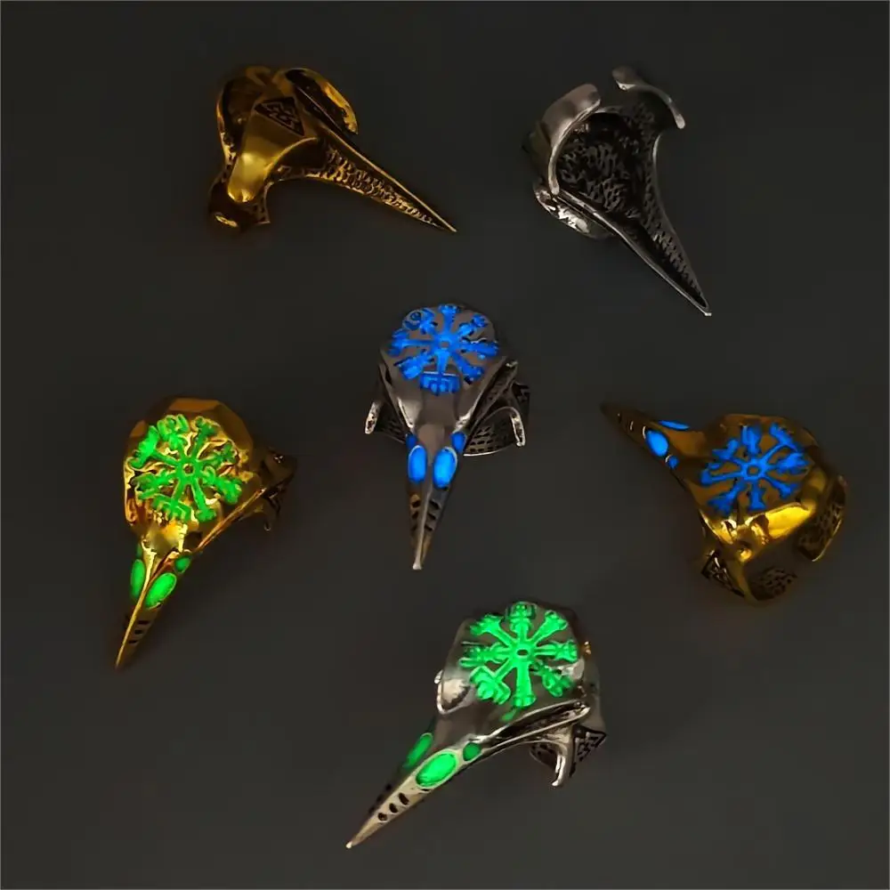 

Retro Crow Skull Luminous Ring Male Hip Hop Chickbeak Outdoor Defensive Luminous Ring EDC Tool