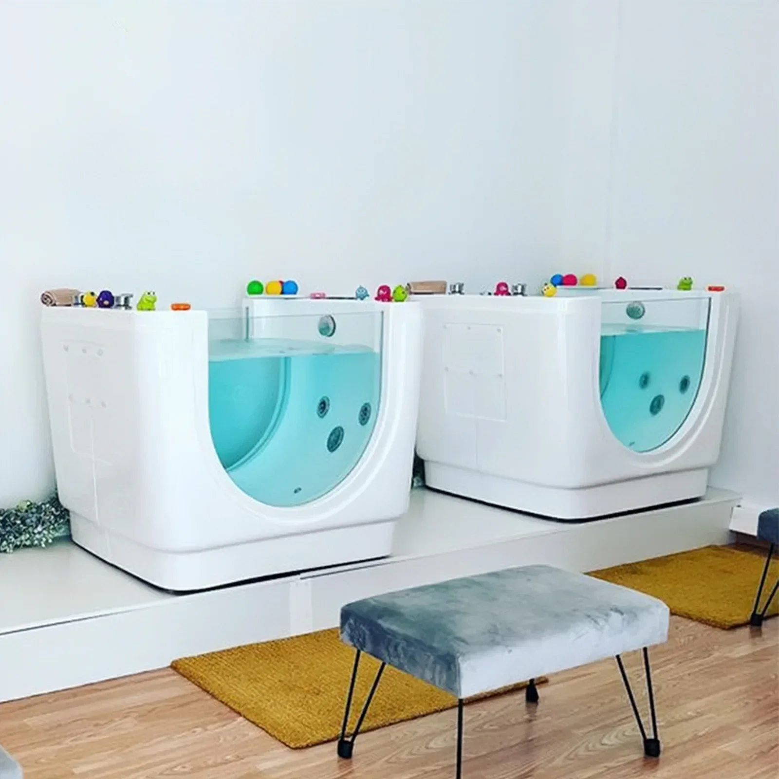 Baby swimming pool and supporting mother and baby store bathtub children's surfing bubble baby swimming