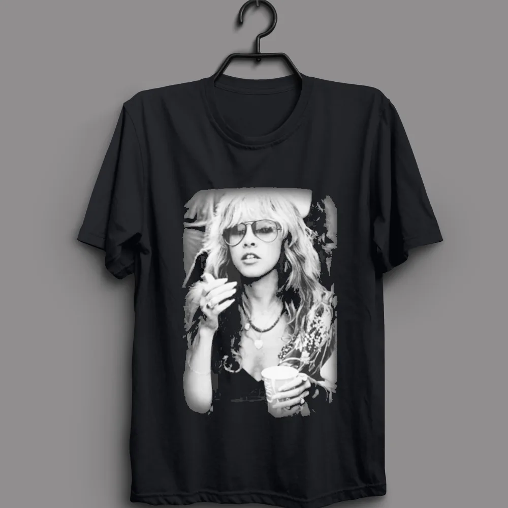 

Stevie Nicks Smoking Young T-shirt Unisex Holiday Gift Tee